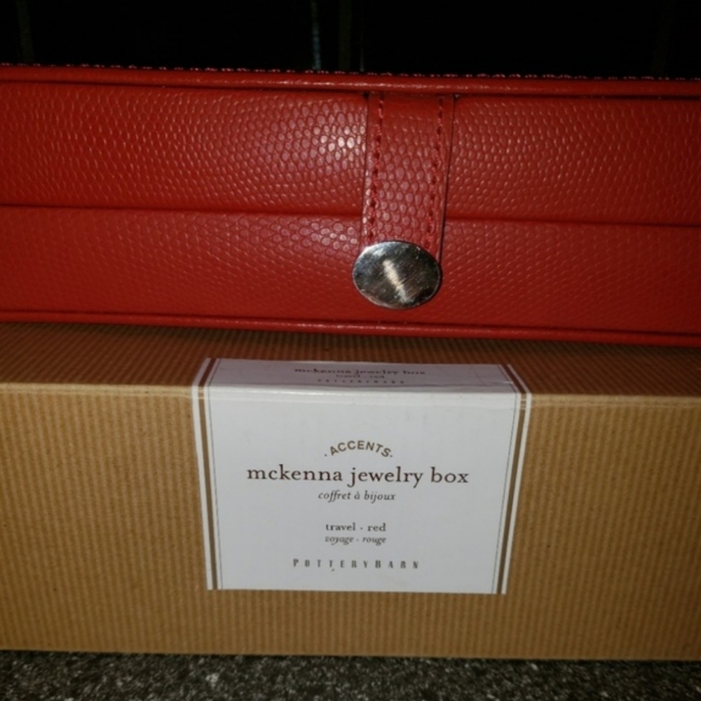 Pottery Barn Mckenna Leather Jewelry Box